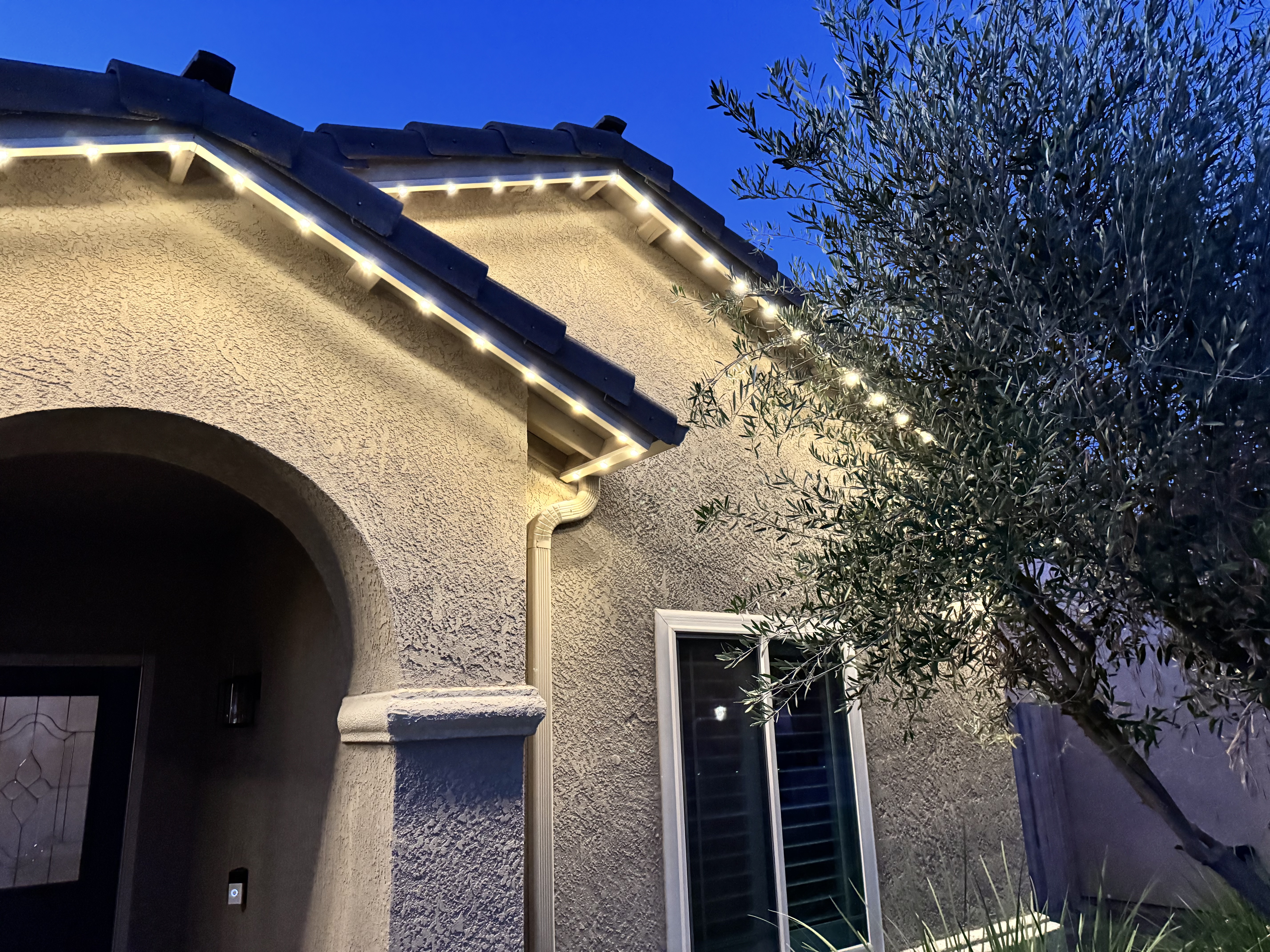 EverLume LED detail on roofline peak